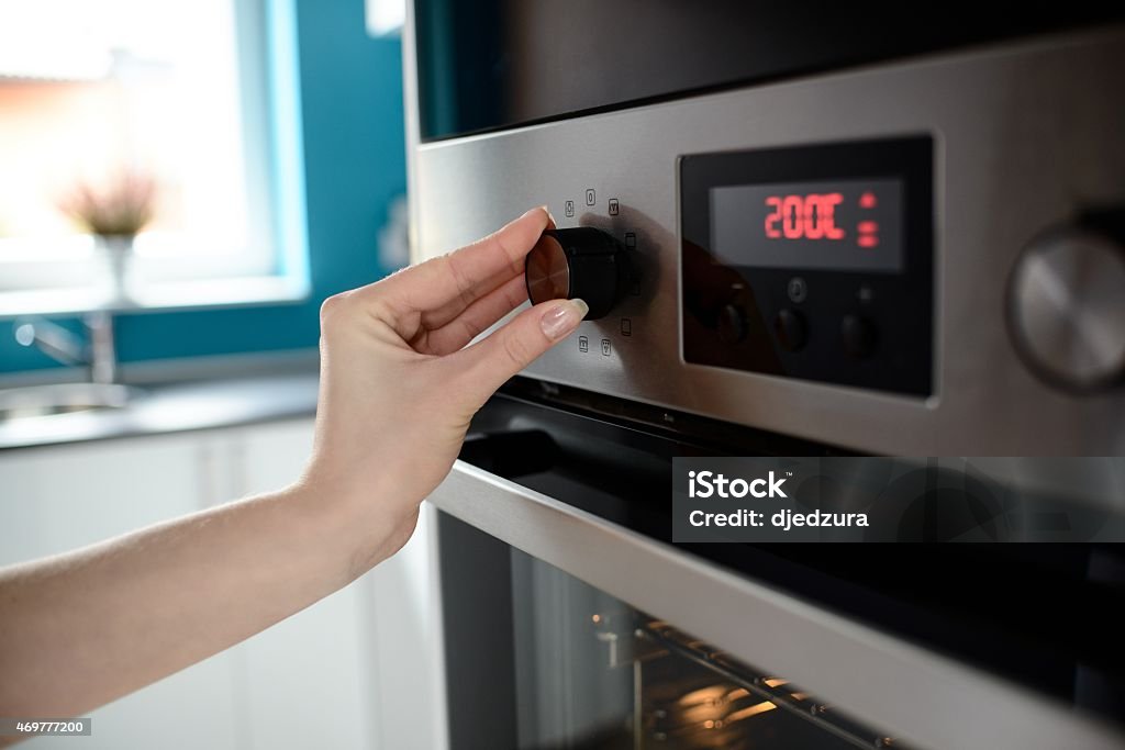 Atag oven na 3 maanden nog niet gerepareerd(binnen garantie)